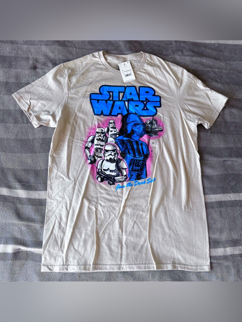 NEW Star Wars Graphic T Shirt Darth Vader Troopers SIZE M - NWT SUMMER DEAL